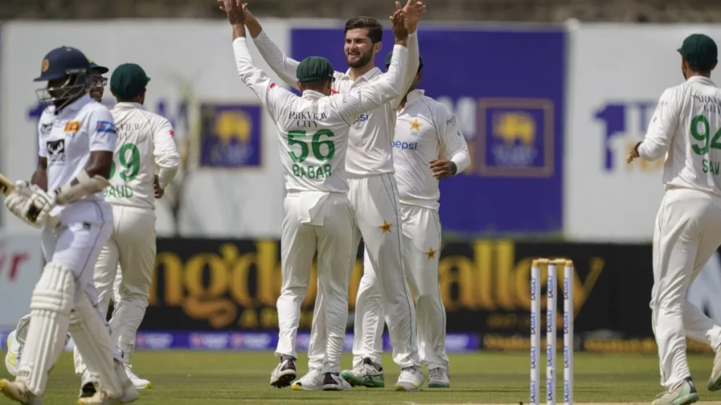 pakistan-lose-3-wickets-in-chase-of-131-to-raise-sri-lankas-hopes