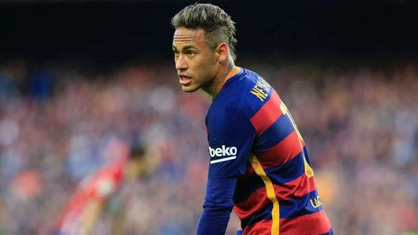 Neymar Becomes the Most Expensive Footballer